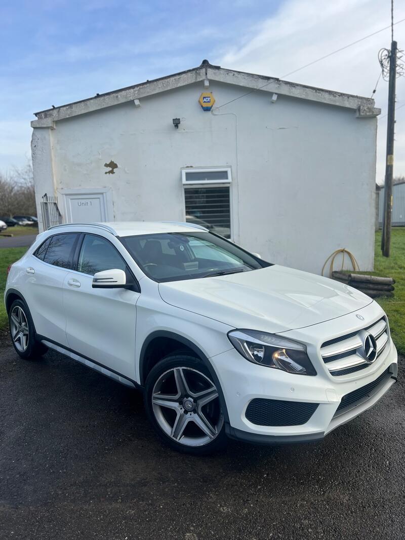 MERCEDES-BENZ GLA CLASS 2.1 GLA200d AMG Line